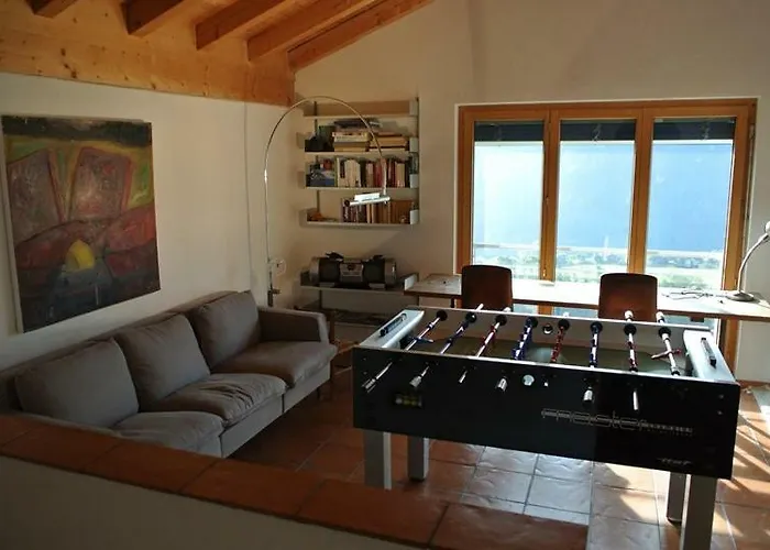 Principala 5 Zeller Andiast - Fuer Max. 10 Personen Apartamento Andest