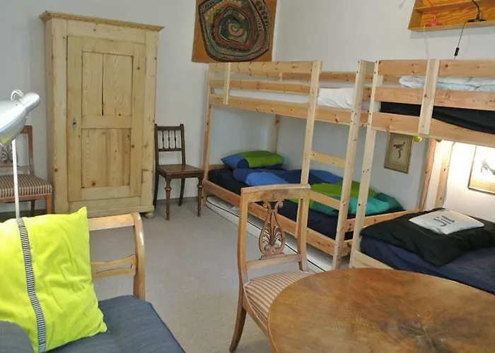 Principala 5 Zeller Andiast - Fuer Max. 10 Personen Apartamento Andest